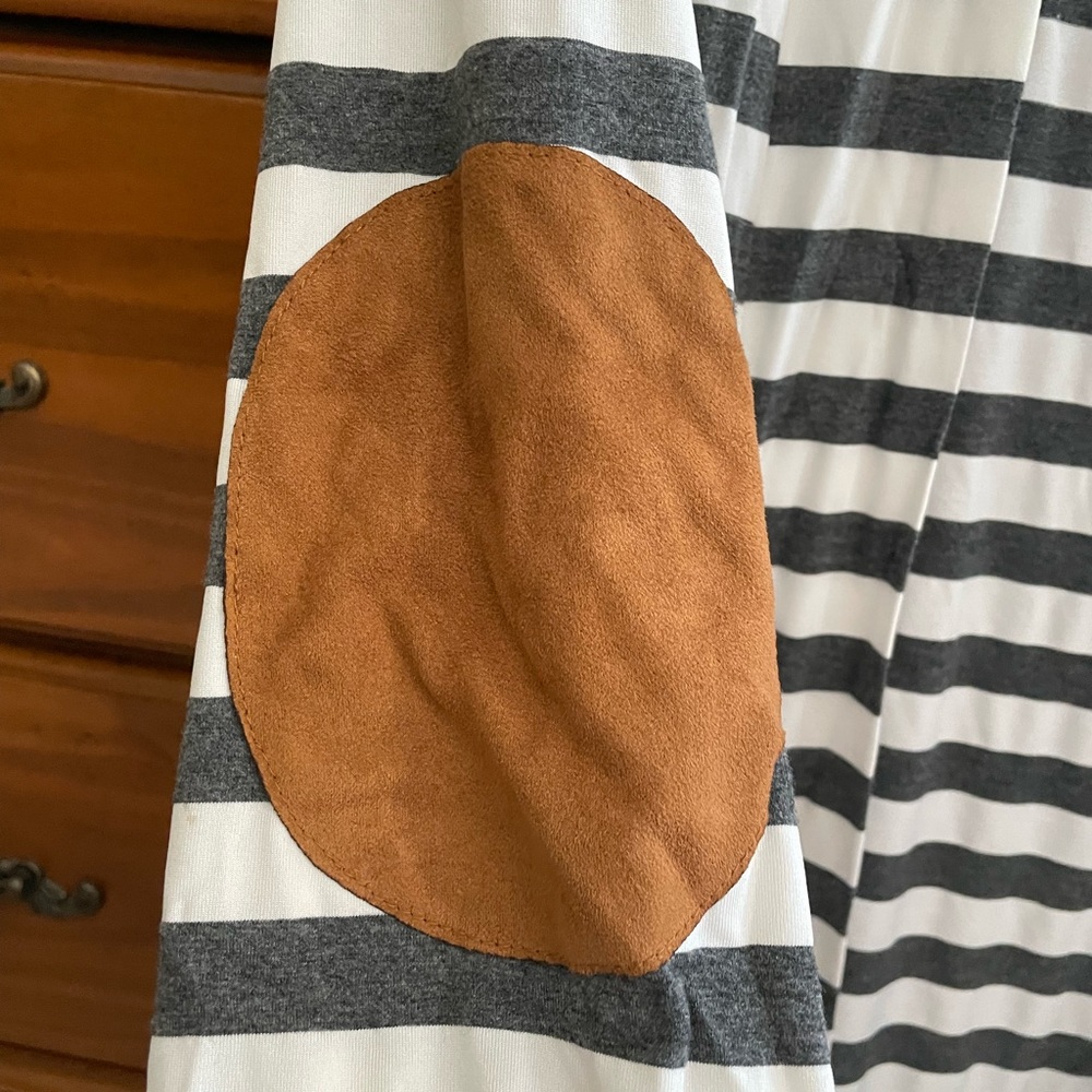 Striped Cardigan - Picture 3 of 4